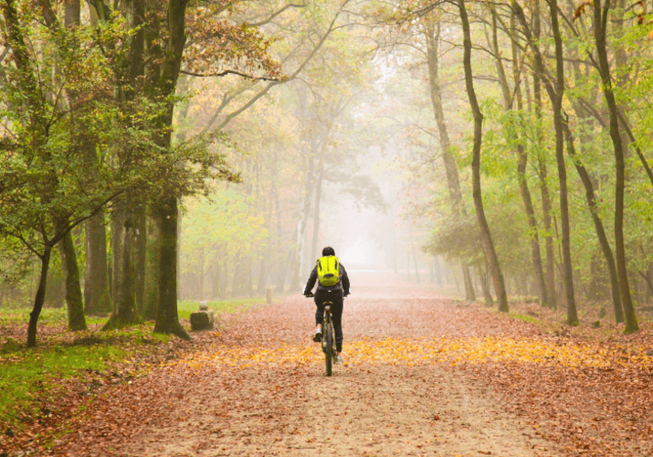 Ako sa obliecť na bicykel do jesenných podmienok 