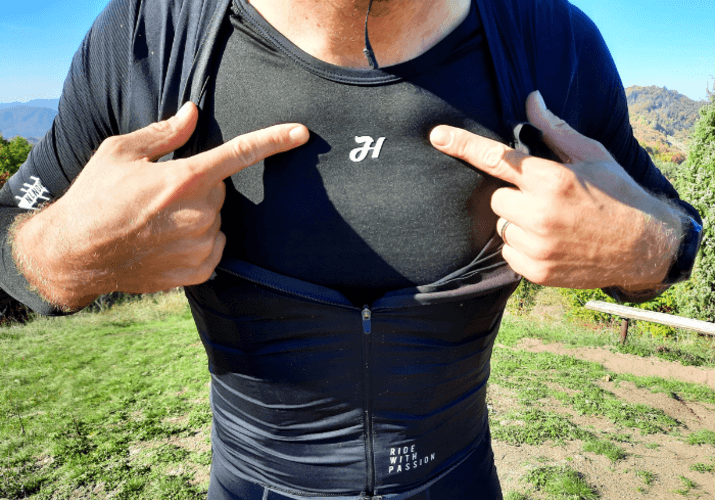 Test zimných doplnkov Holokolo: Ako obstáli v chladnom počasí?