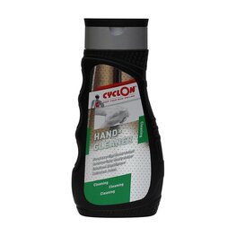 HAND CLEANER 300 ml