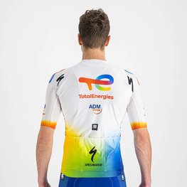 TOTAL ENERGIES 2022
