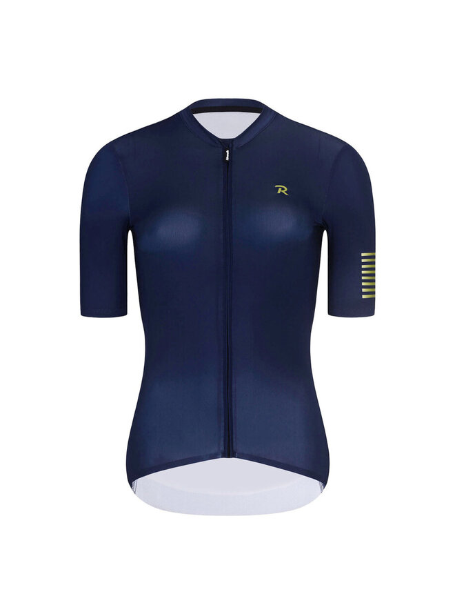 VICTORIOUS GOLD LADY