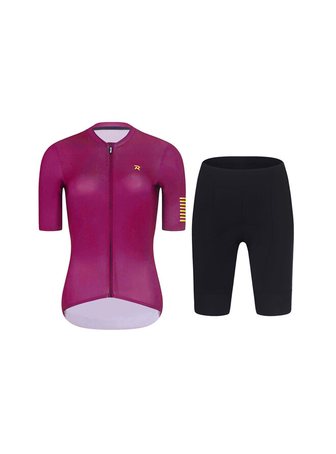 VICTORIOUS GOLD LADY